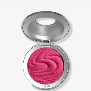 R.E.M Beauty-Hypernova Satin Matte Blush (Strawberry Nebula)